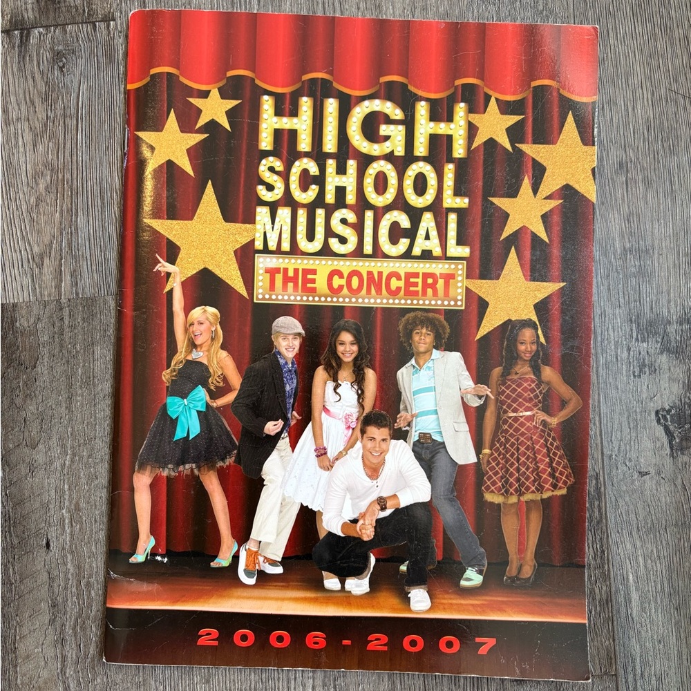 High School Musical In Concert Program Book 2006-2007 Disney Souvenir